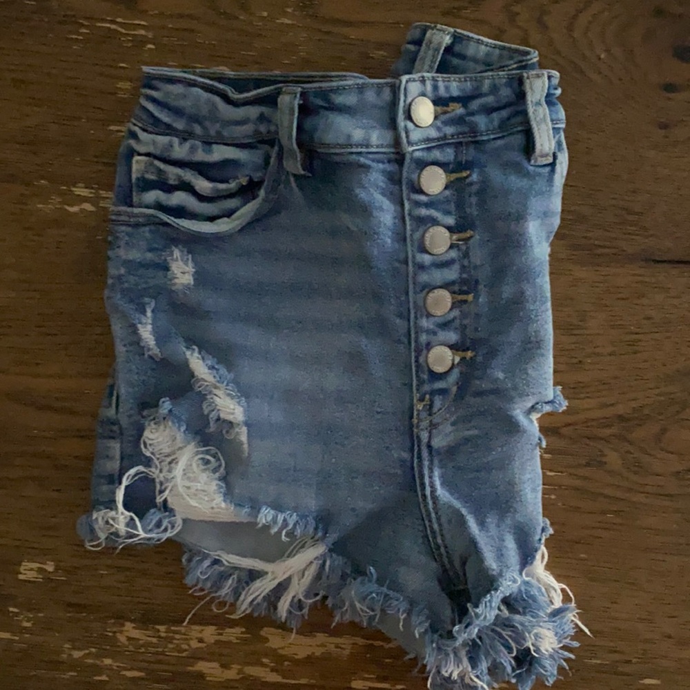 Kancan Button-fly High Rise Distressed Hem Shorts